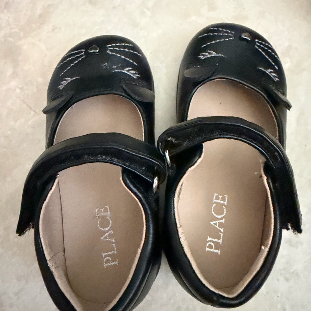 The Children's Place Black Cat Dress Shoes - Picture 3 of 4